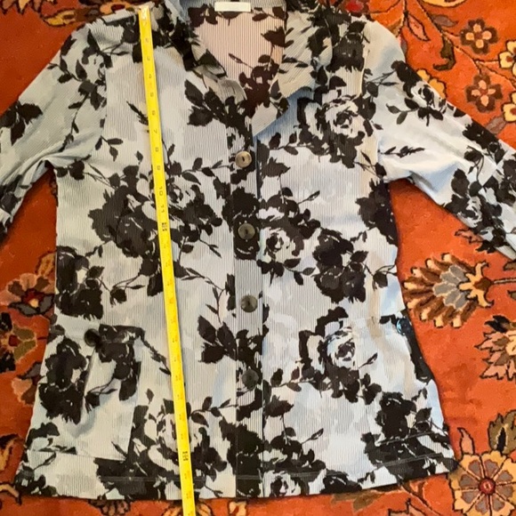 Terra SJ Apparel Evelyn & Arthur Floral Two Pieces Top Set size small - Picture 10 of 10